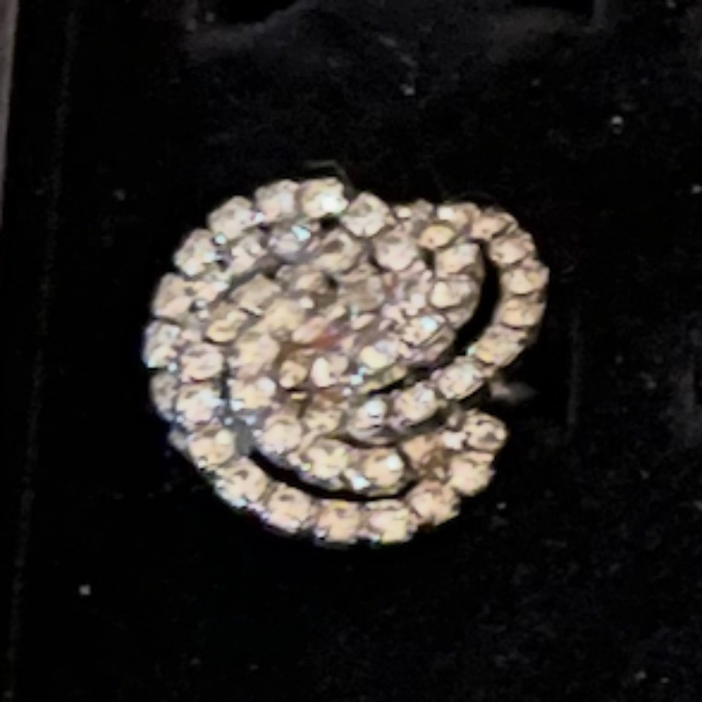 Adjustable ring
